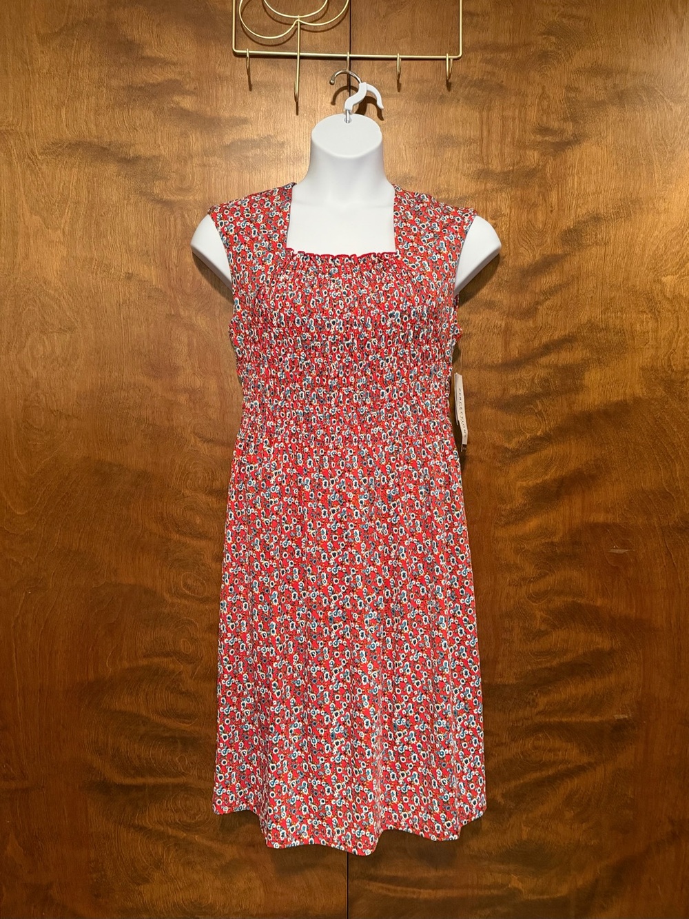 PERCEPTIONS Cap Sleeve Smocked A-Line Dress Womens L Red & Blue Floral Knit NWT